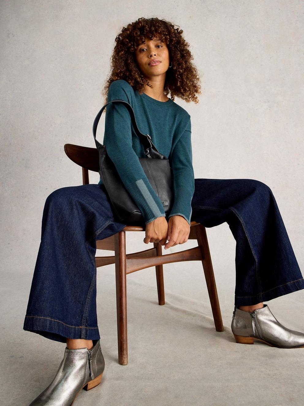 OLIVE LONG SLEEVE CREW NECK JUMPER