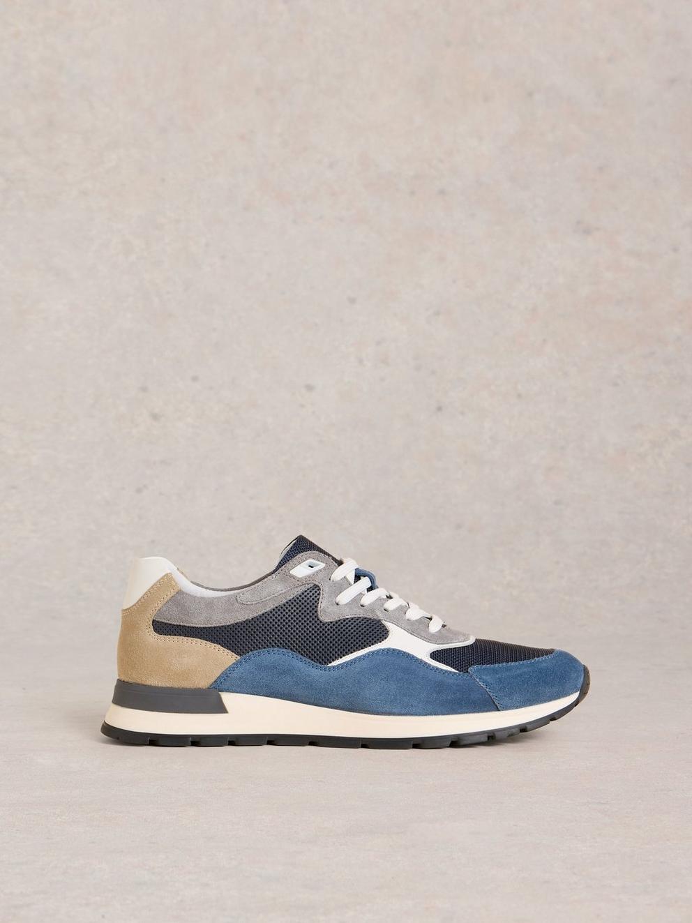 Ricky Retro Runner