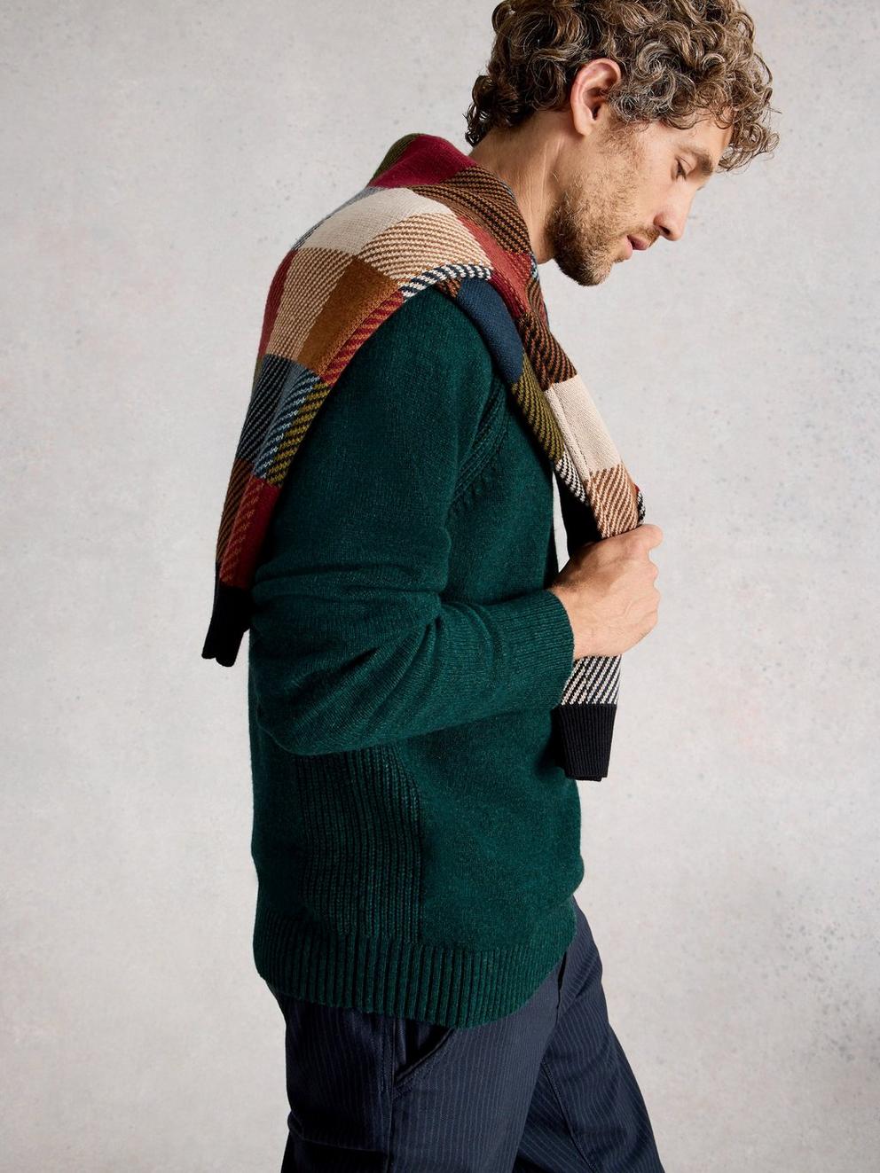 Milton Lambswool Henley