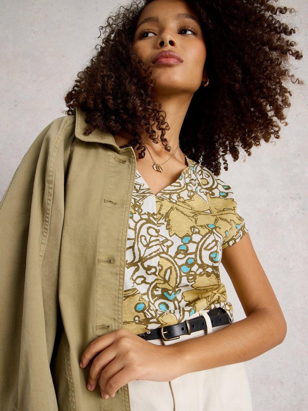 NELLY TEE NOTCH NECK
