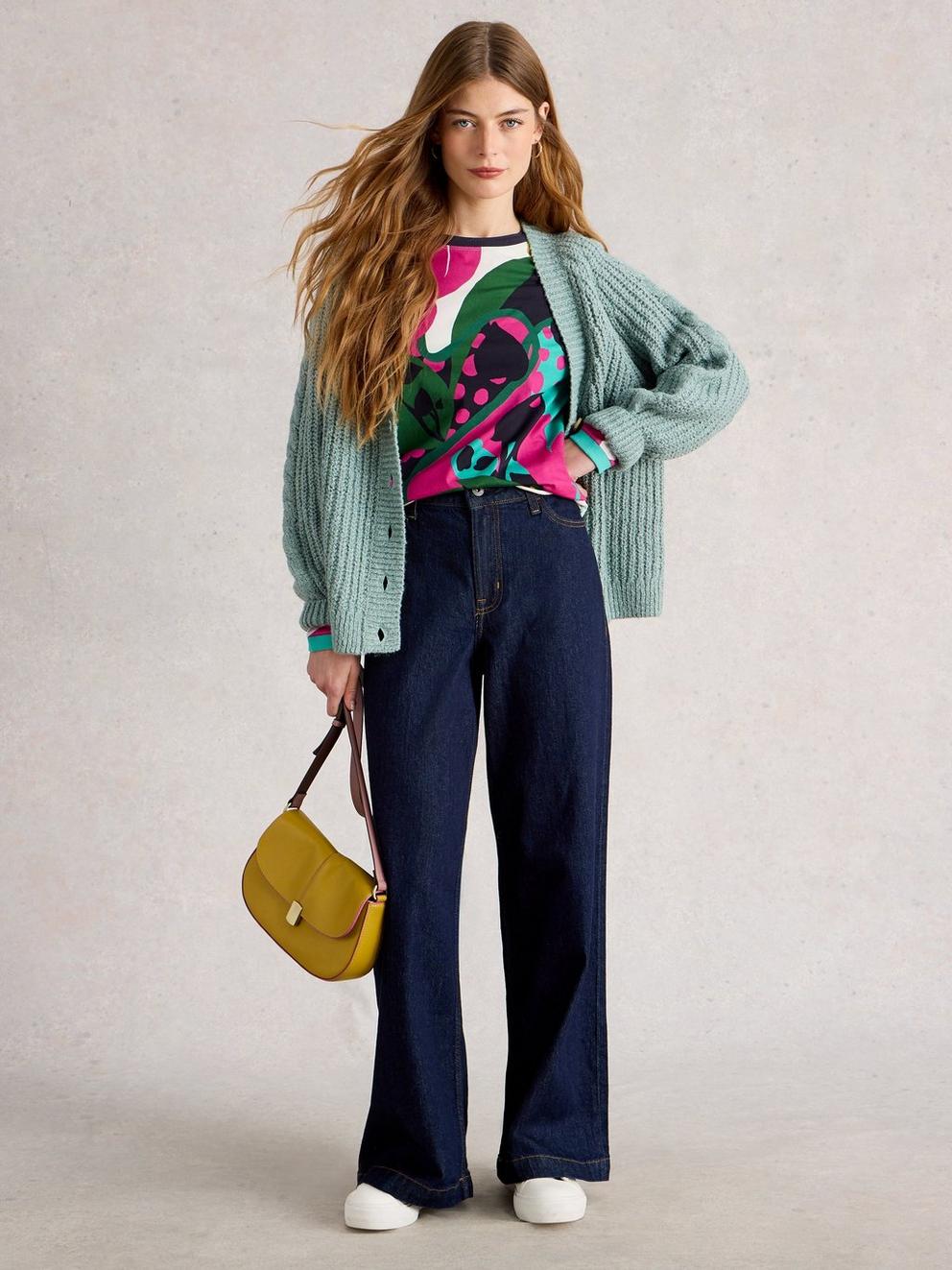 CLARA CREW NECK LONG SLEEVE TEE
