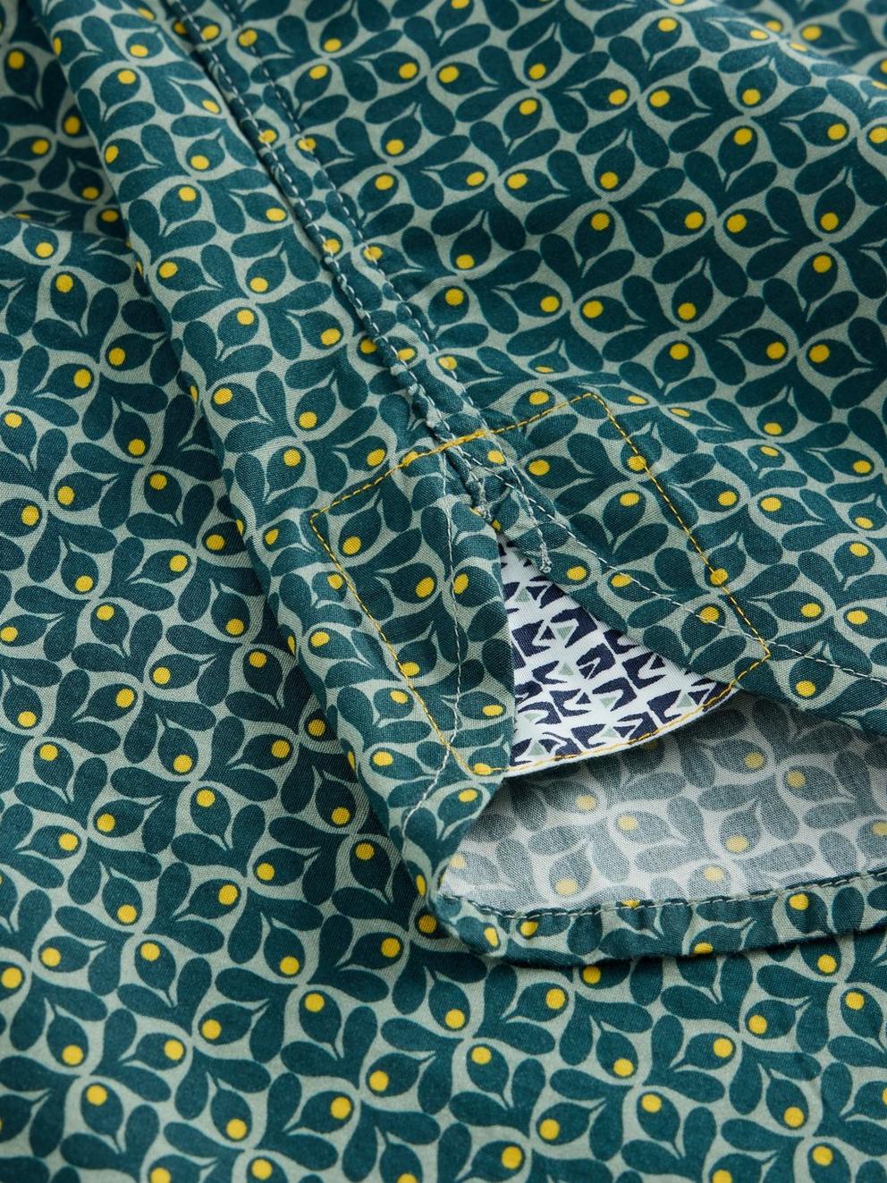 Finsbury Retro Print Shirt