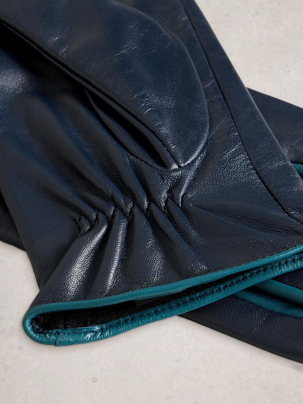 Carrie Leather Glove