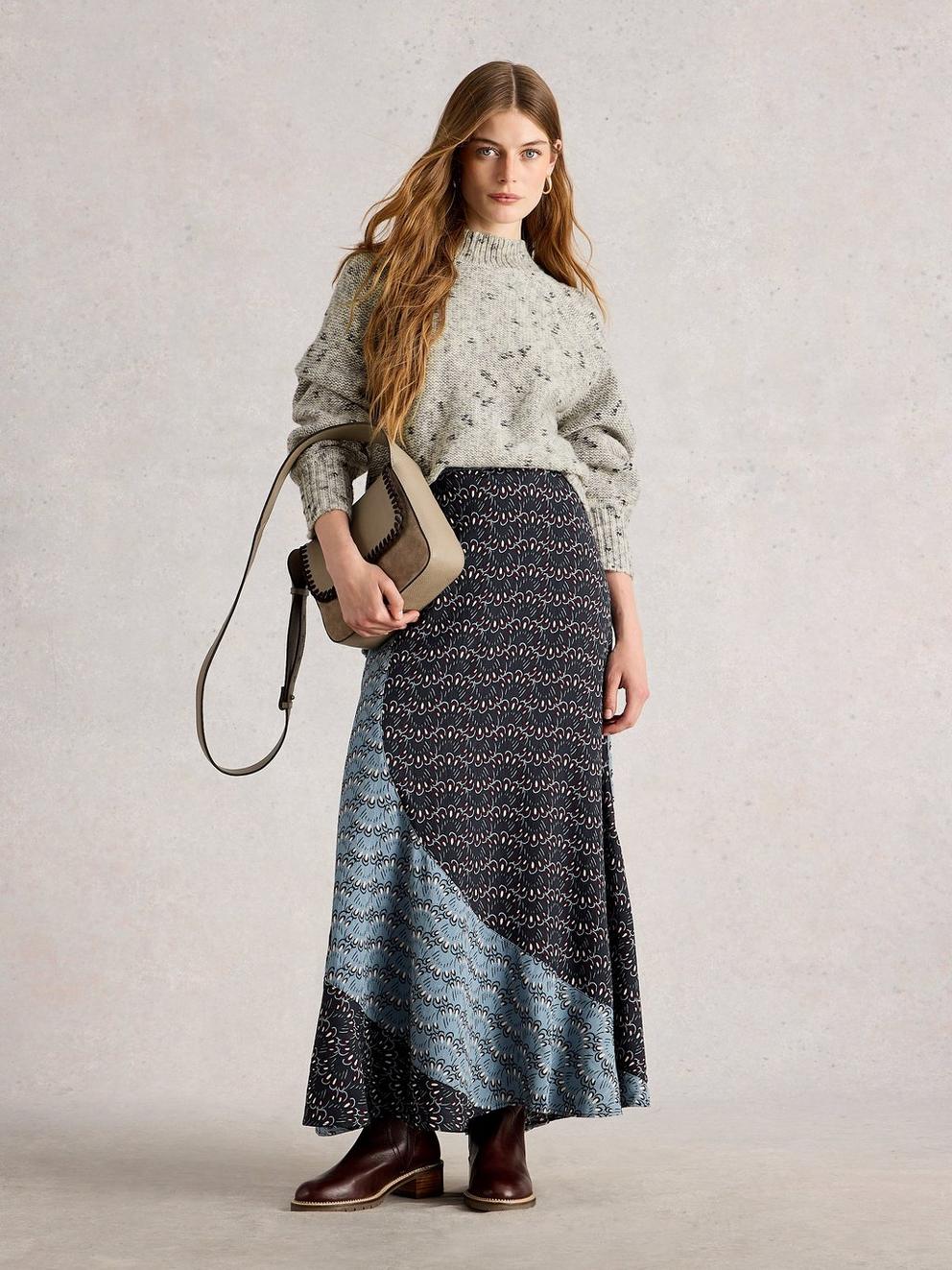 MONO NEP ROLL NECK