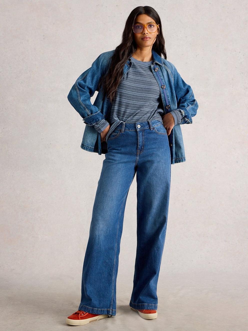 CLARA STITCH TEE