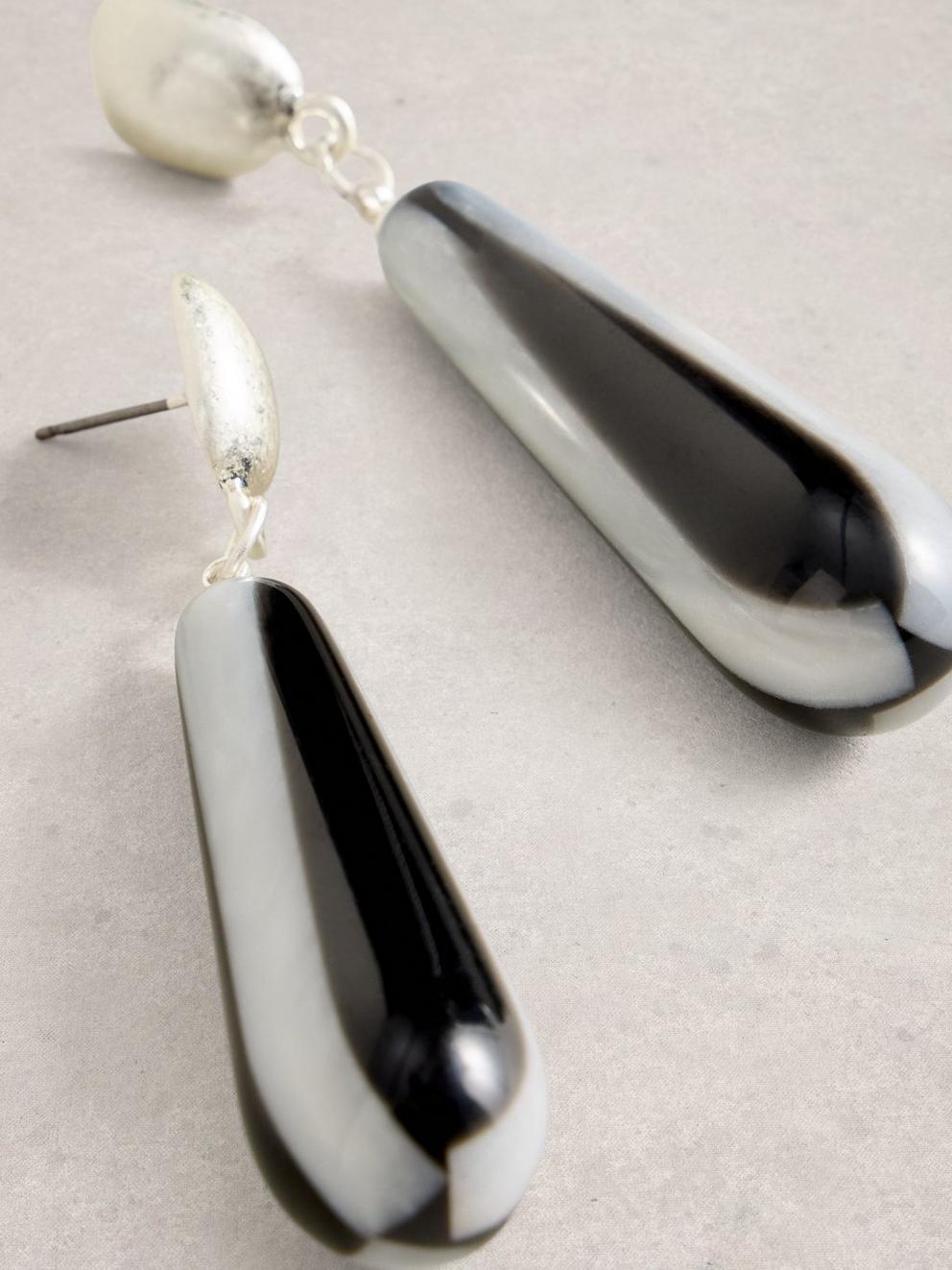 Astrid Pendant Earring