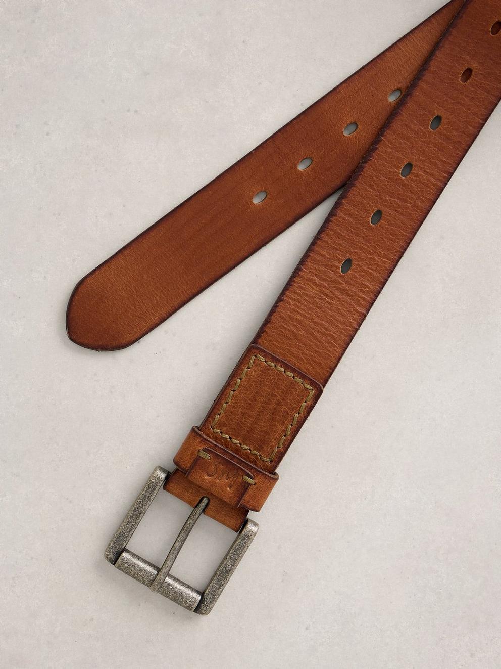 Multi Punch Leather Buckel Belt