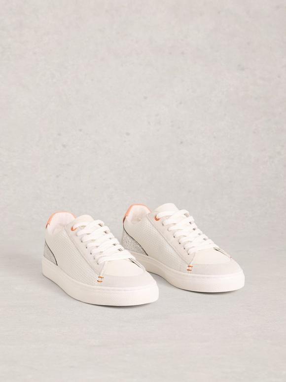 Tori Perforated Trainer