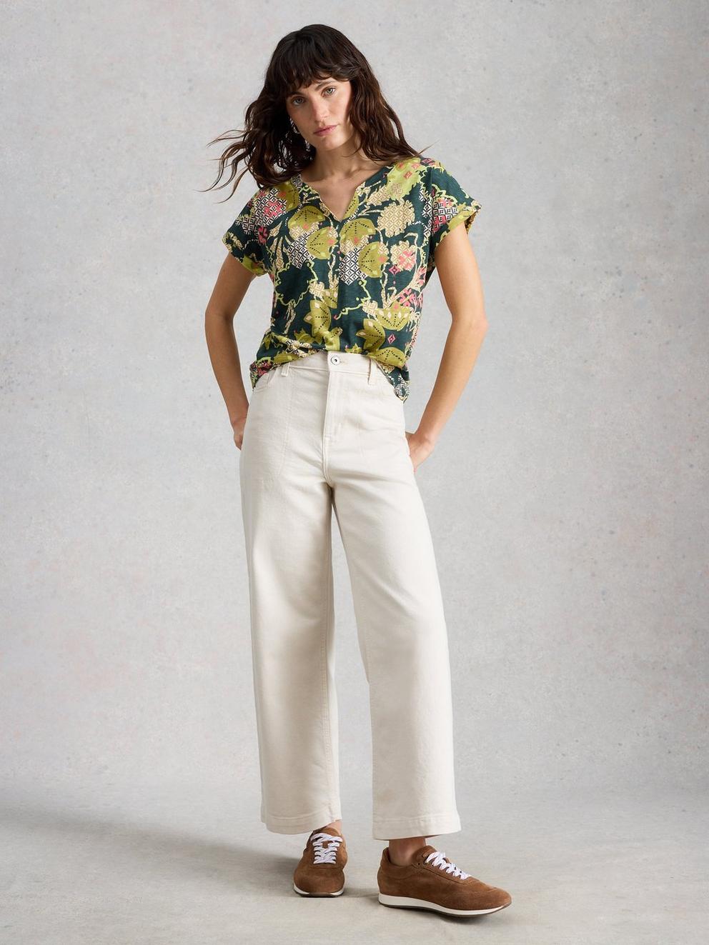 NELLY NOTCH NECK SHORT SLEEVE T-SHIRT