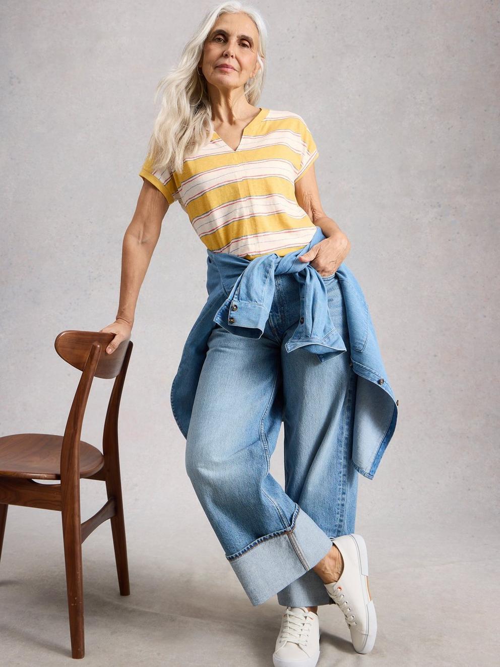 NELLY NOTCH STRIPE TEE