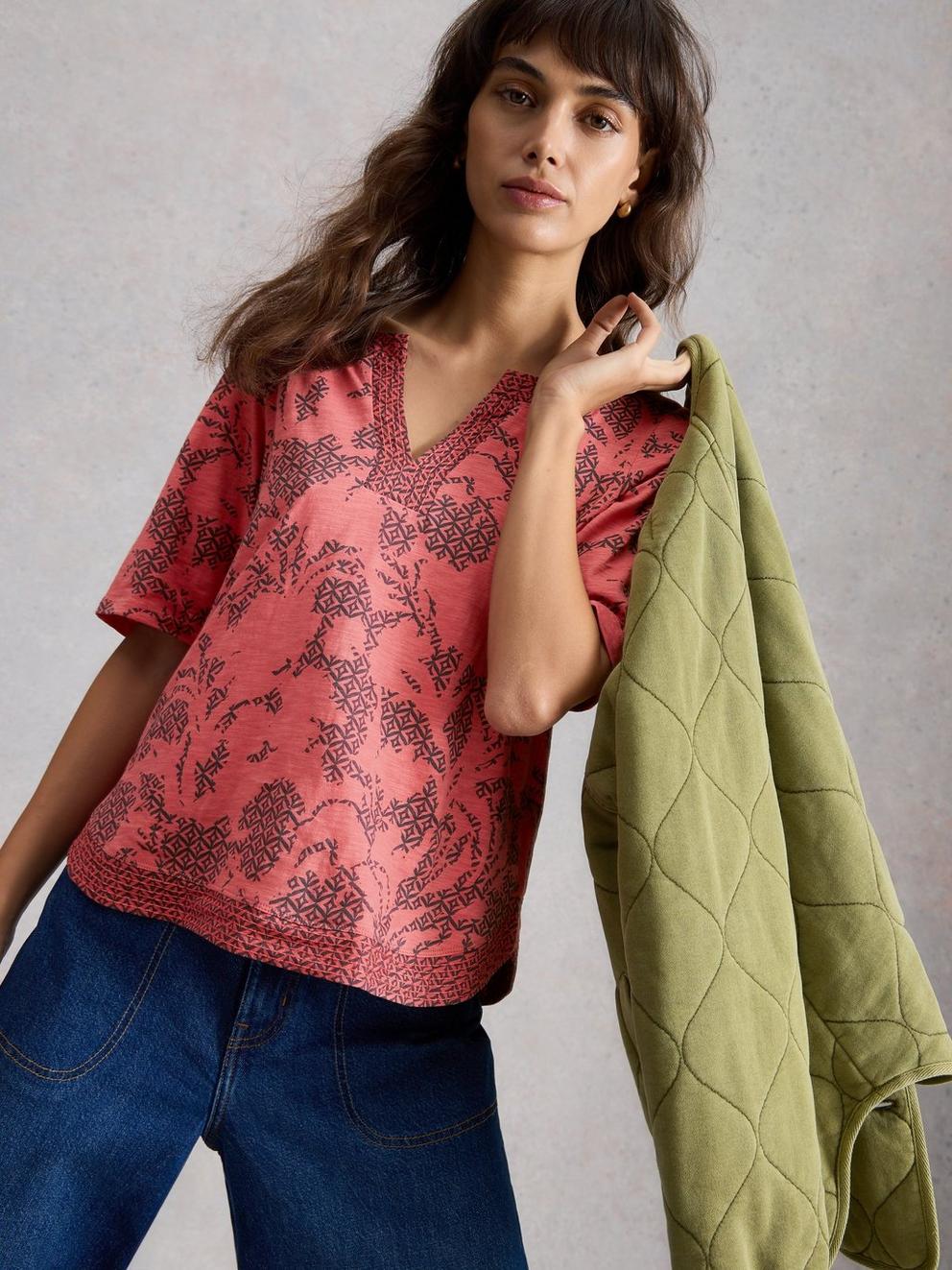 WEAVER NOTCH NECK SHORT SLEEVE TEE
