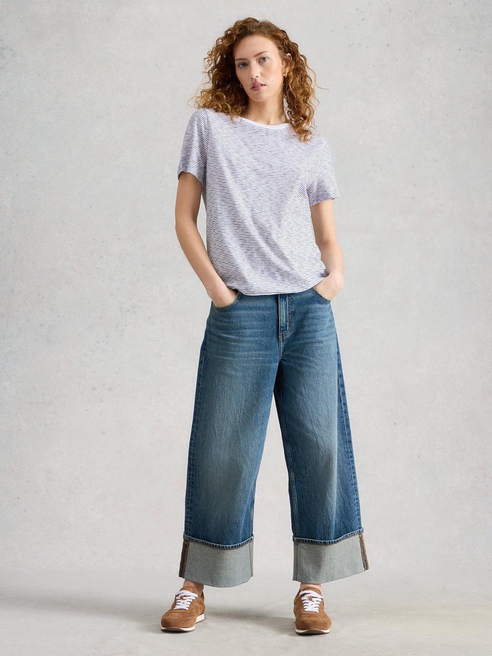 CLARA TEXTURE SHORT SLEEVE TEE