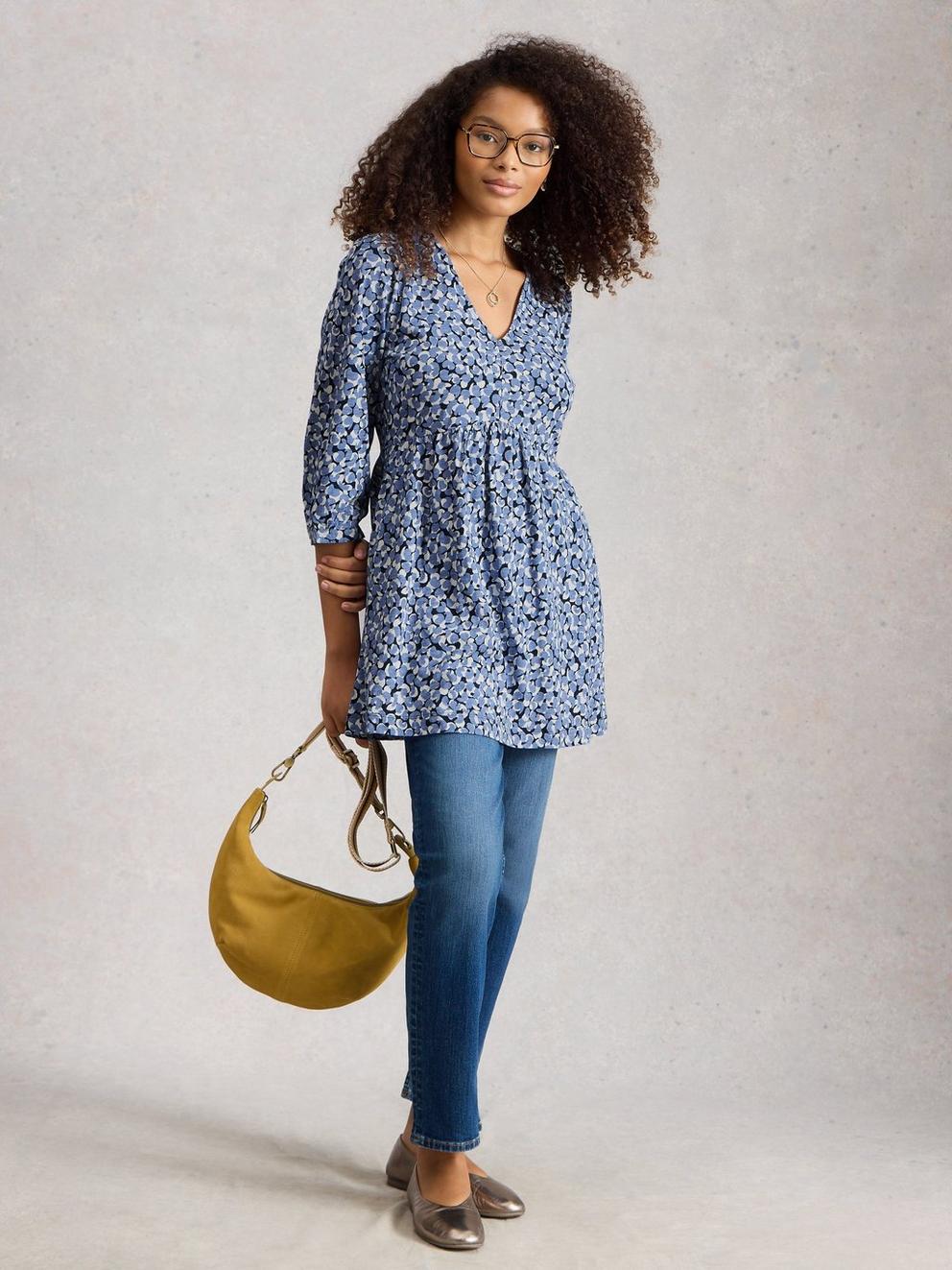 LARA V NECK SHORT SLEEVE TUNIC