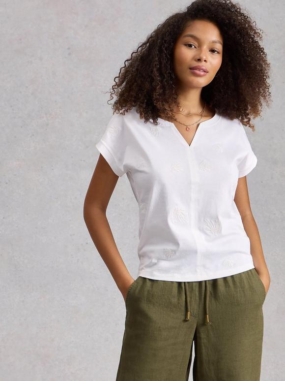 NELLY EMBROIDERED T-SHIRT