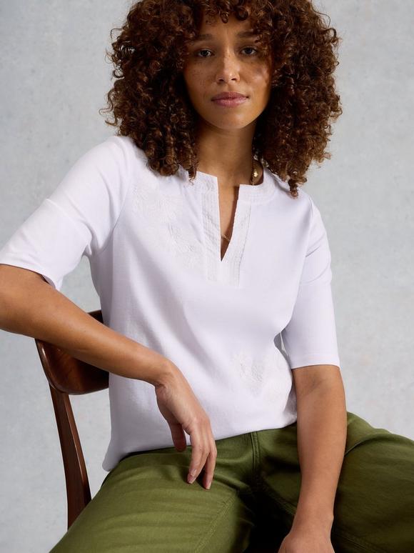 WEAVER NOTCH EMBROIDERED T-SHIRT