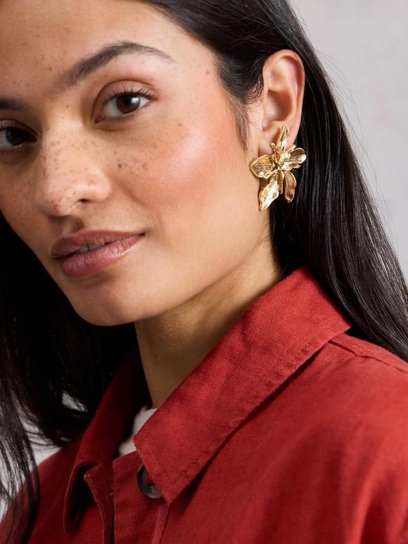 Fleur Stud Earrings