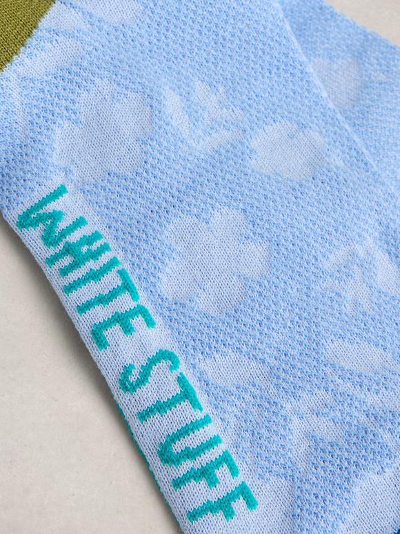 Textured Flower Ankle Socks