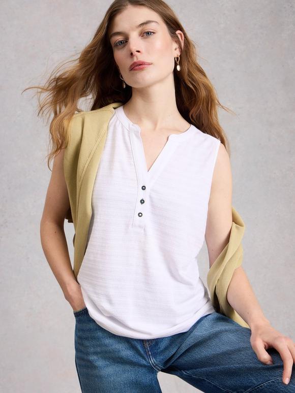 NORA TEXTURE NOTCH VEST