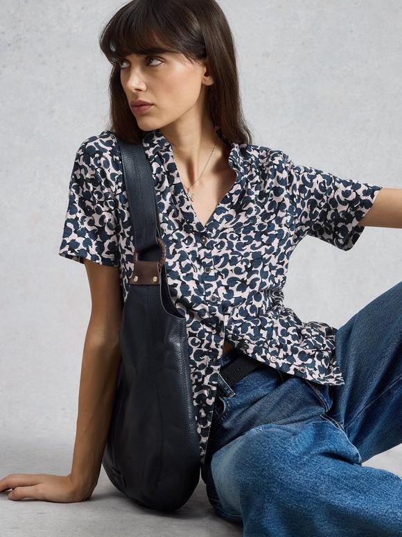 ANNIE JERSEY SHORT SLEEVE COLLARED SHIRT
