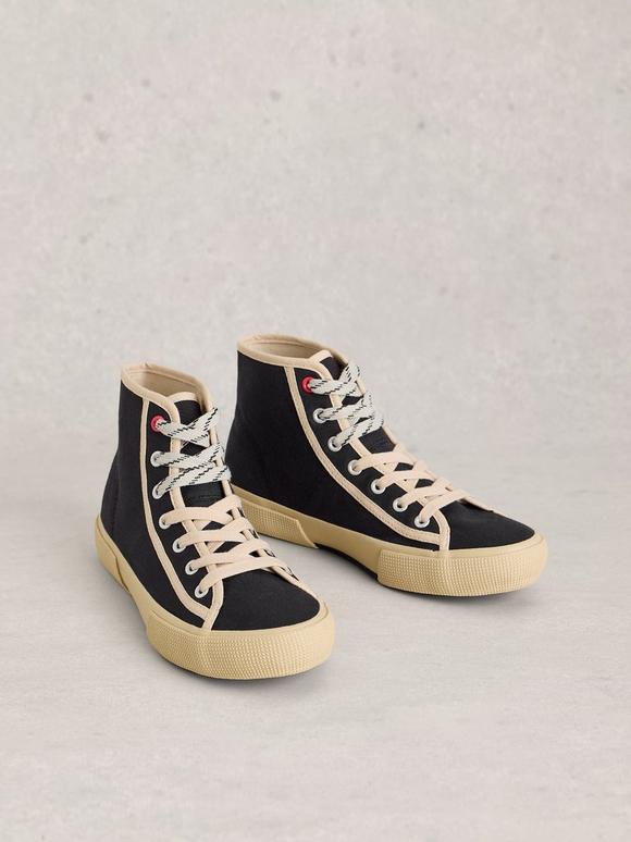 Pippa HiTop Trainer