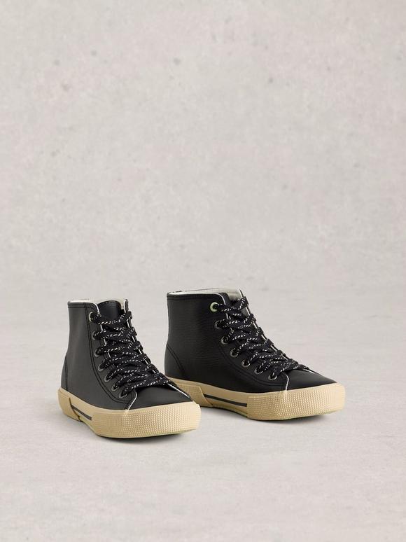 Pippa Leather HiTop Trainer