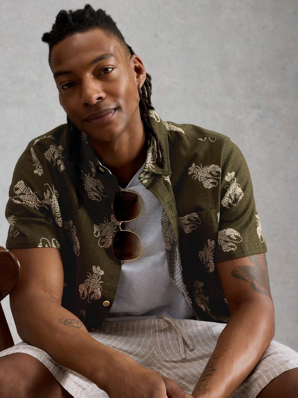 Finsbury SS Shrimp Print Shirt