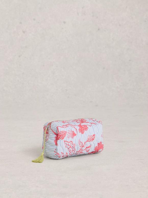 Shelby Quilted Zip Wash Bag