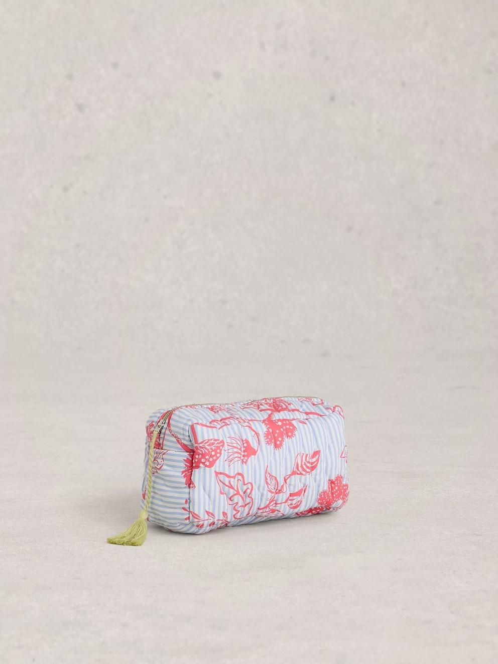 Shelby Quilted Zip Wash Bag