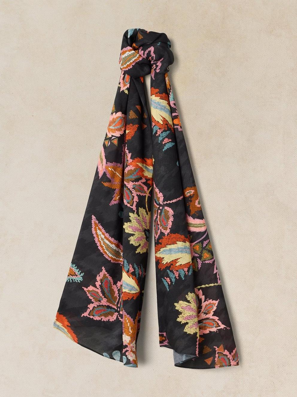 SOPHIE PRINTED SCARF