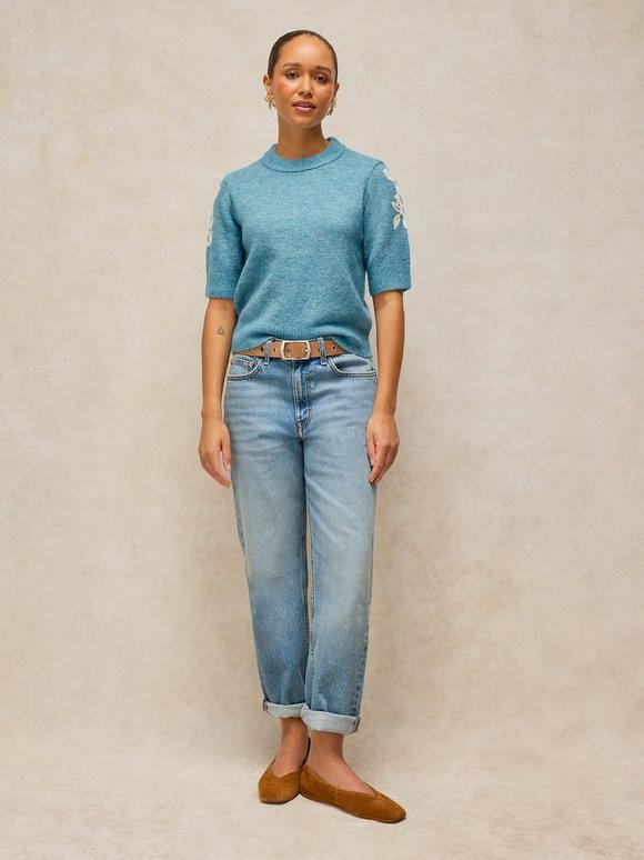 KNITTED EMBROIDERED TEE