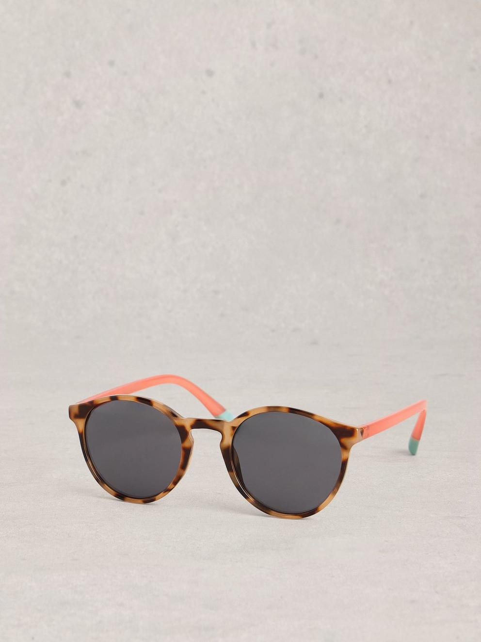 Round Preppy Sunglasses