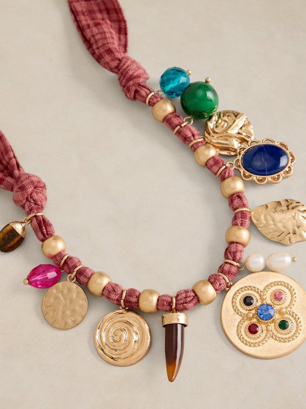 LUCKY TALISMAN NECKLACE