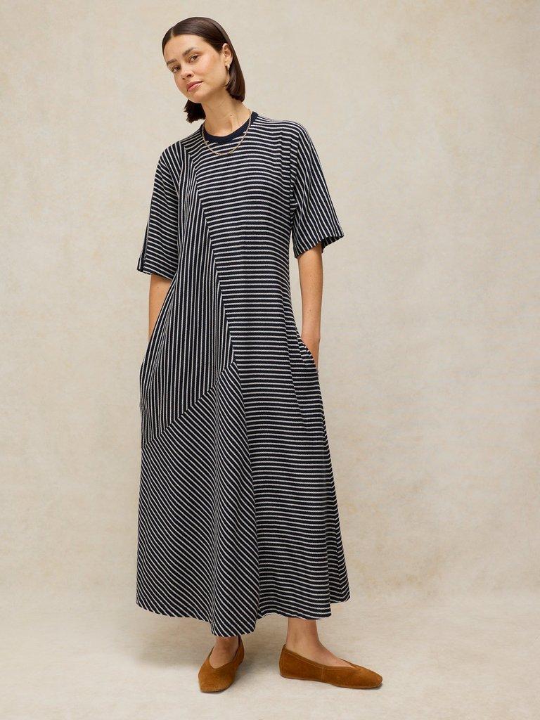 white stuff poppy jersey dress Poppy Embroidered Jersey Dress in GREY MULTI