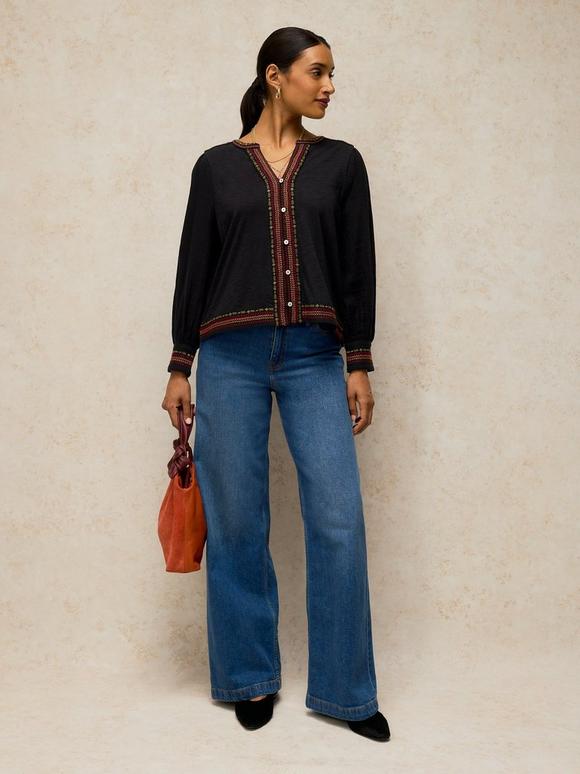 LIZZIE EMBROIDERED TOP