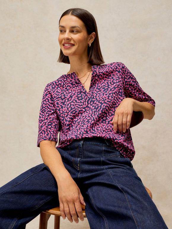 WEAVER NOTCH NECK TEE