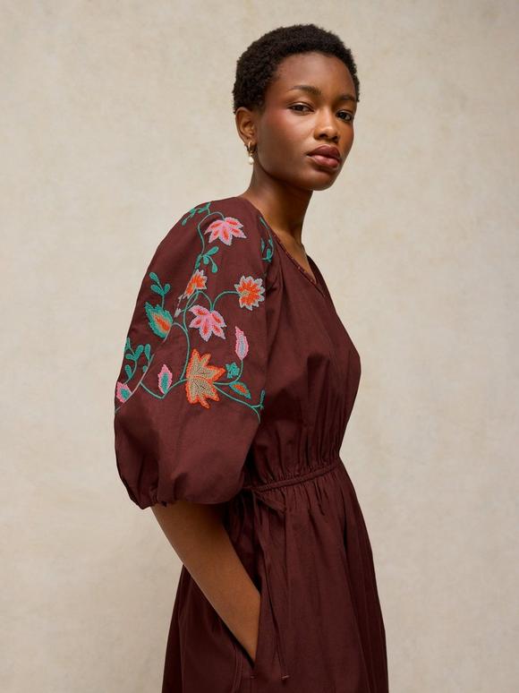 WINNIE EMBROIDERED DRESS