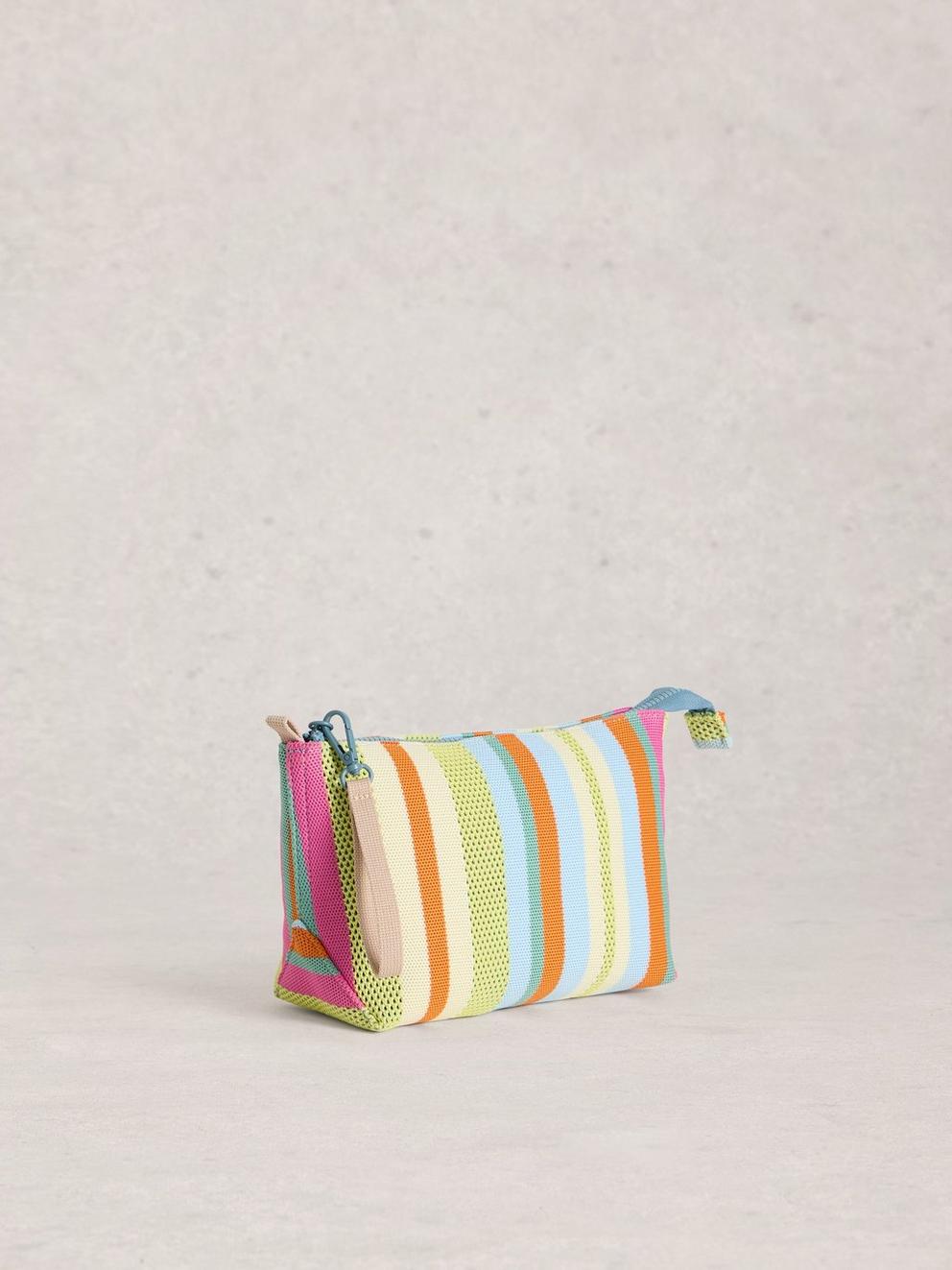 Meadow Mesh Washbag