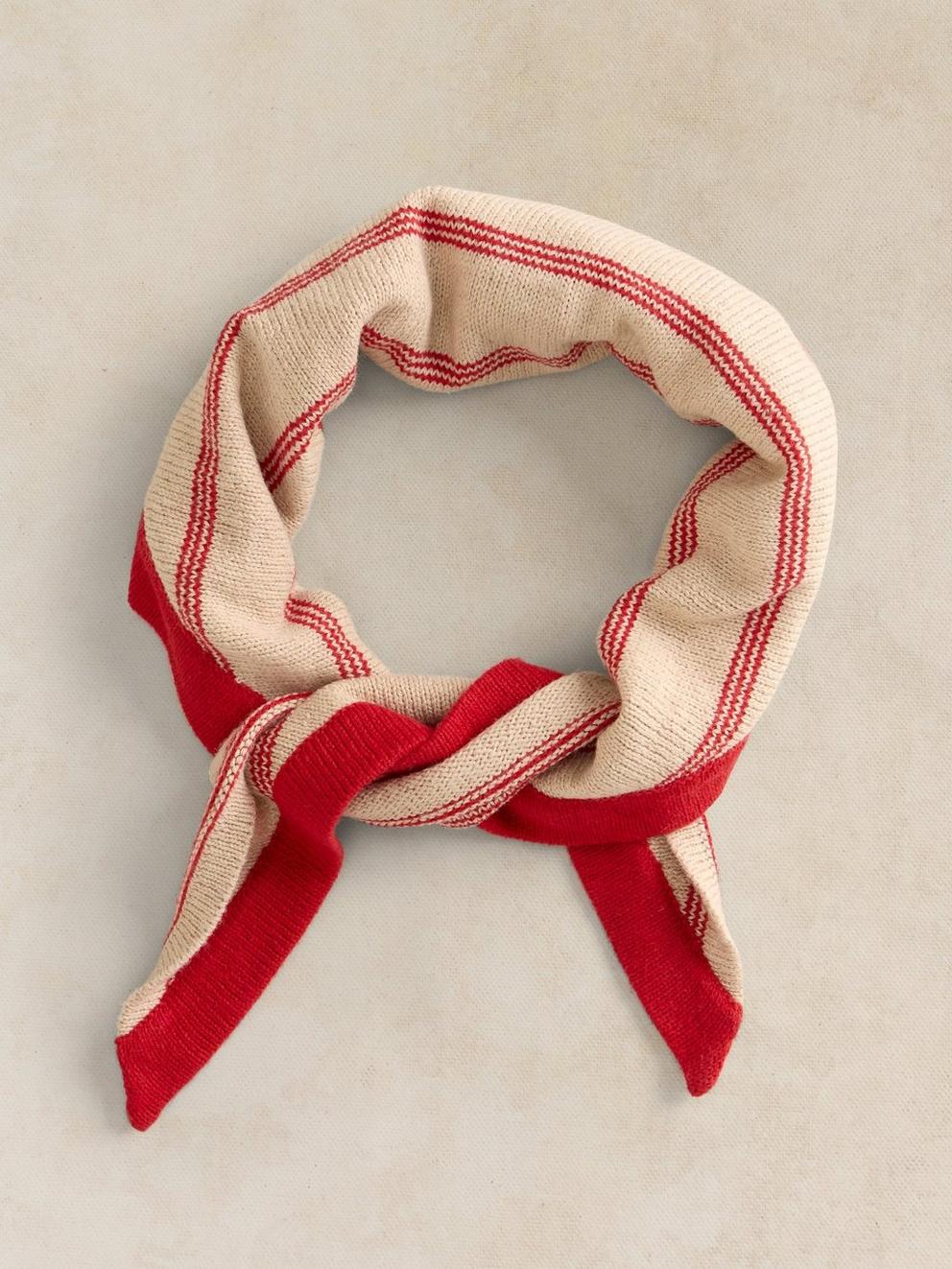 EVE TRIANGLE SCARF