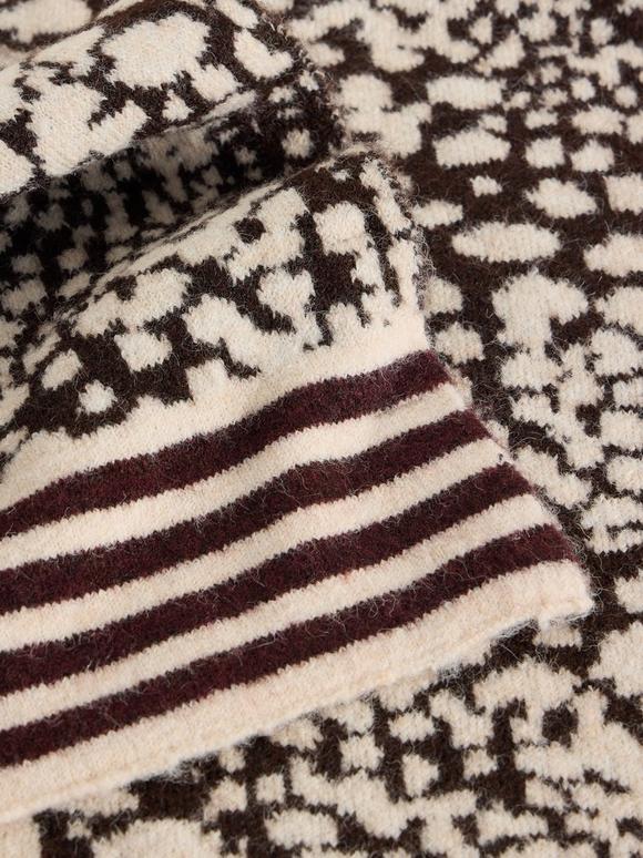 JACQUARD ANIMAL PATTERN SCARF