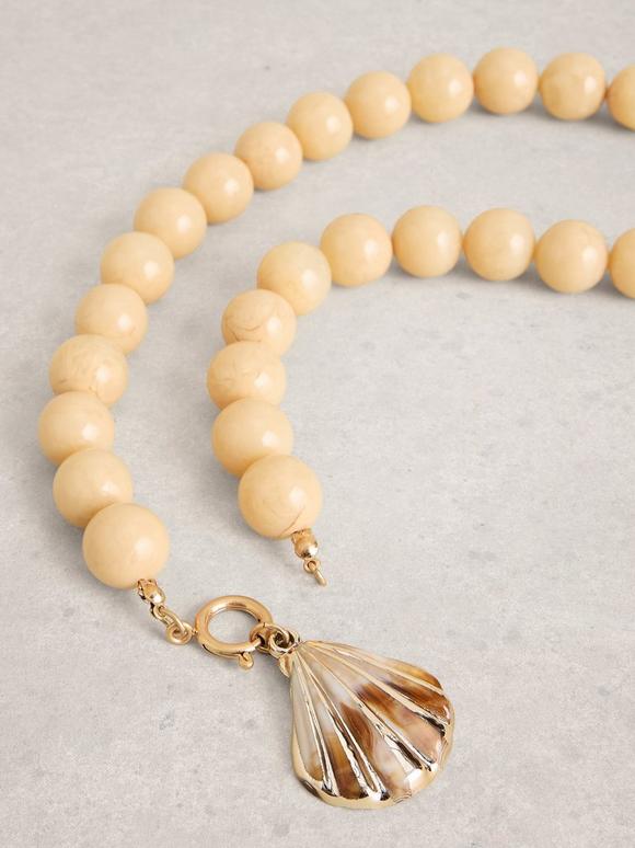 Chunky Shell Charm Necklace