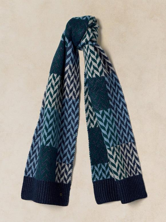STITCH DETAIL SCARF