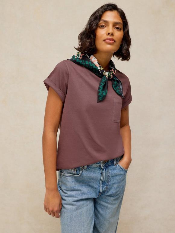 GINA TEE