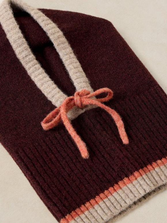 EMMA KNITTED HOOD