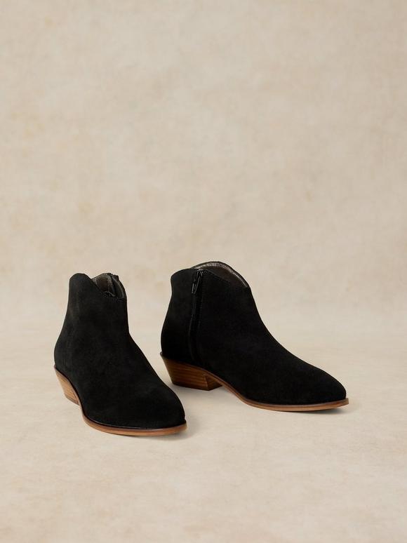 WIDE FIT SUEDE ANKLE BOOT