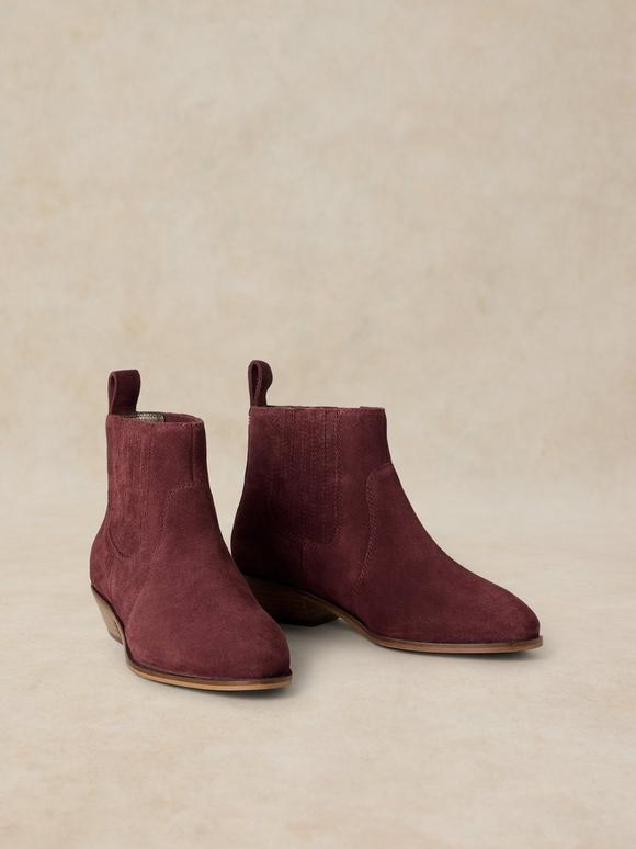 WIDE FIT SUEDE CHELSEA BOOT