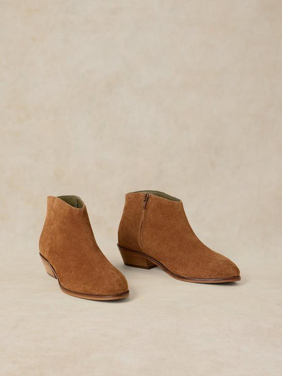 WIDE FIT SUEDE ANKLE BOOT