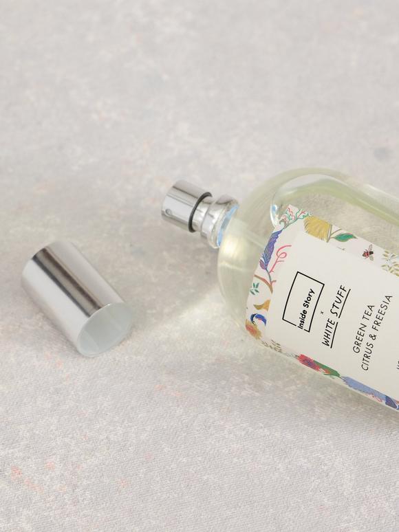 Inside Story Home Spray
