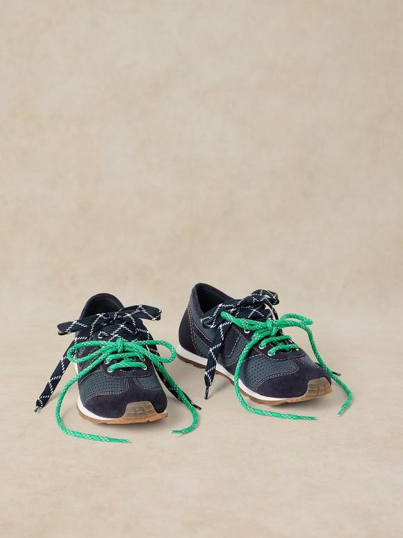 QUINN TRAINER
