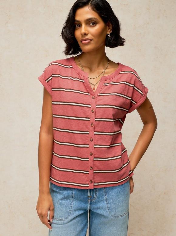 NINA NOTCH STRIPE BUTTON TEE