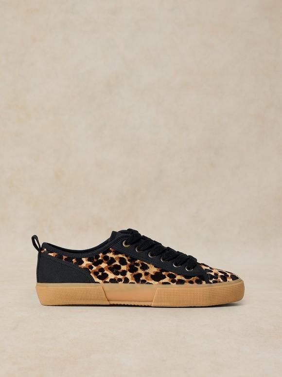 PIPPA LEATHER LACE UP TRAINER
